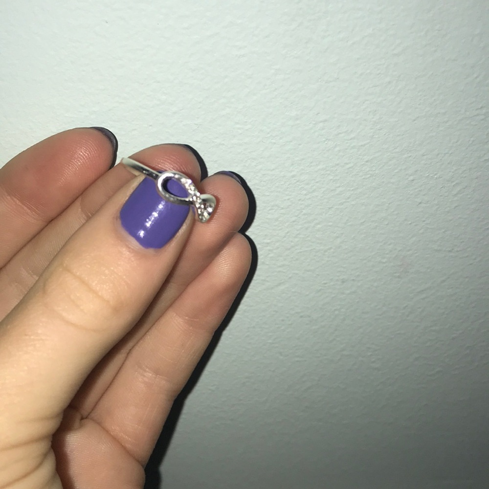 Darling diamond infinity ring - Picture 7 of 7